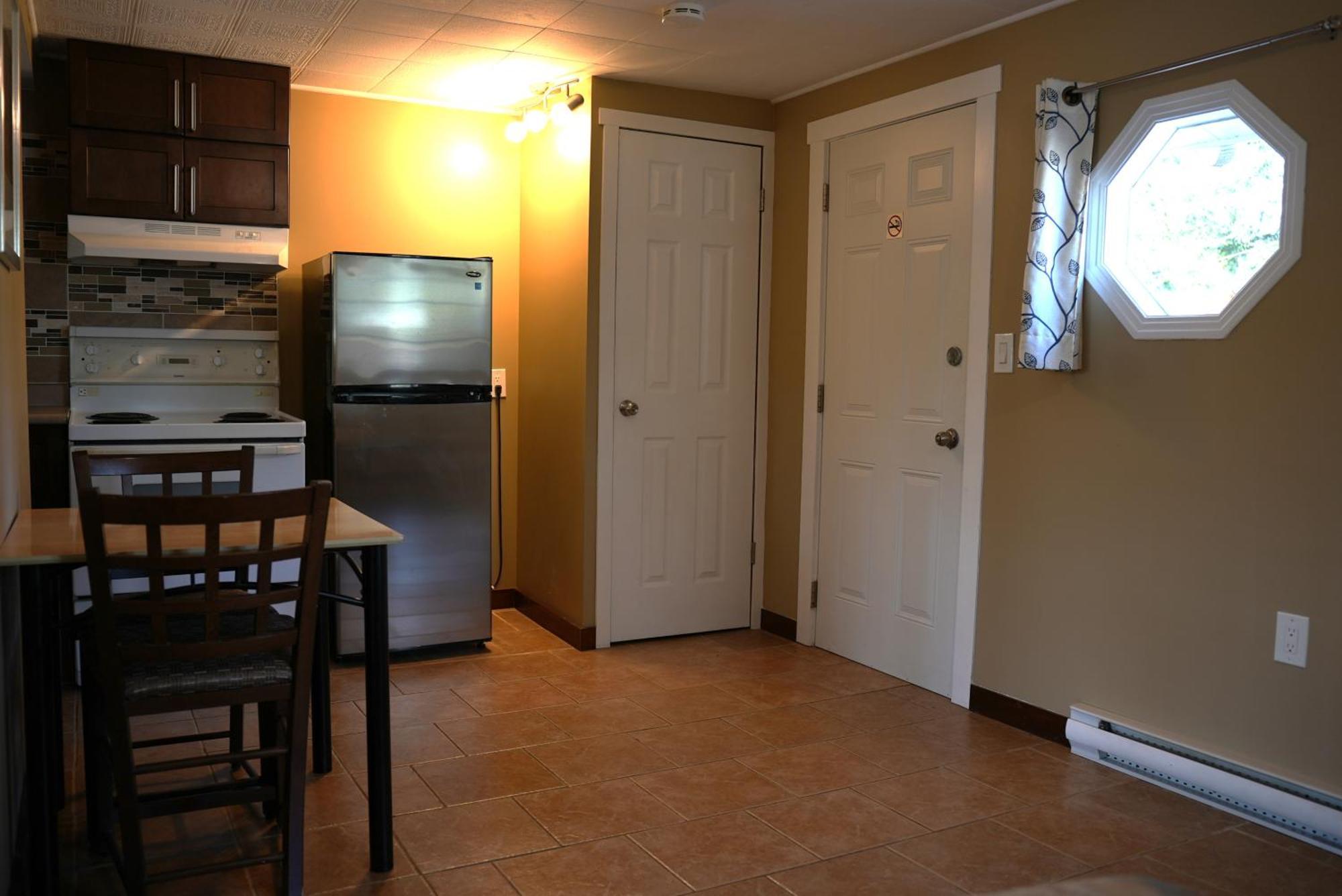 Malahat Bungalows Motel Eksteriør bilde
