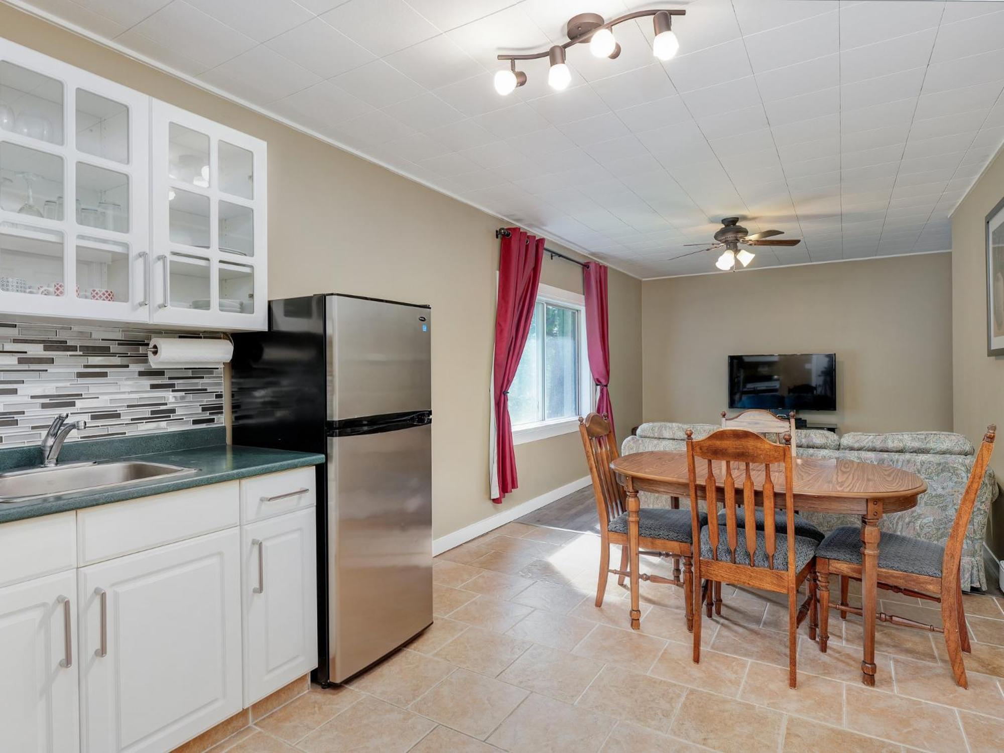 Malahat Bungalows Motel Eksteriør bilde