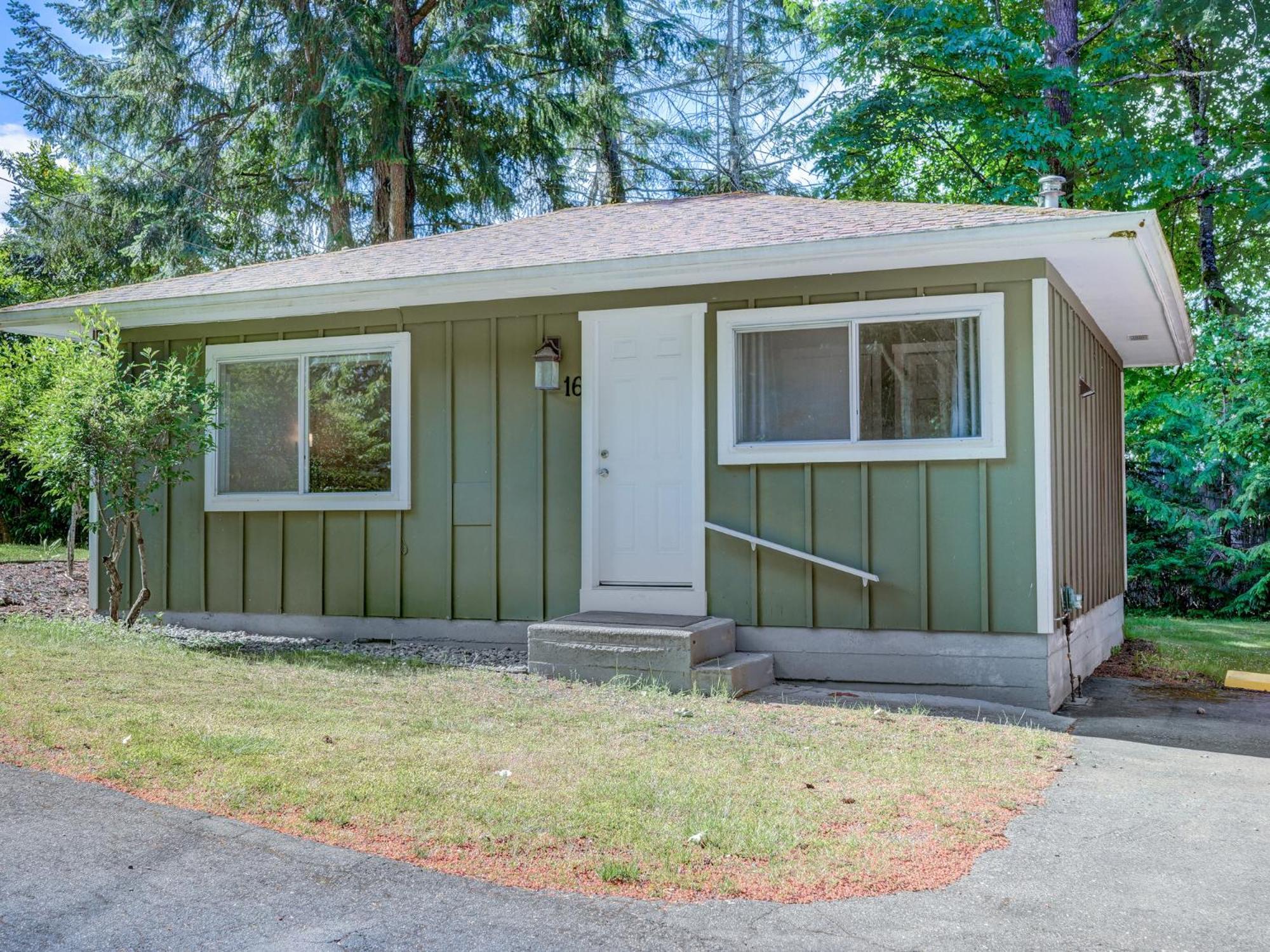 Malahat Bungalows Motel Eksteriør bilde